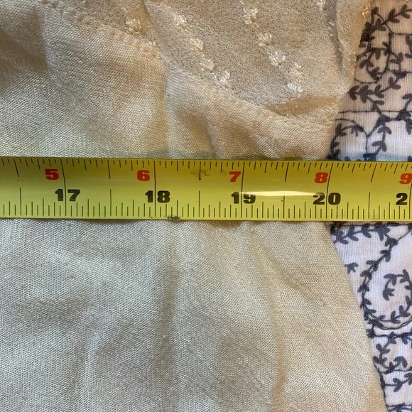 Advance Apparels Boho Festival Shirt Medium Cream & Tan Vacation Ready - Picture 5 of 7